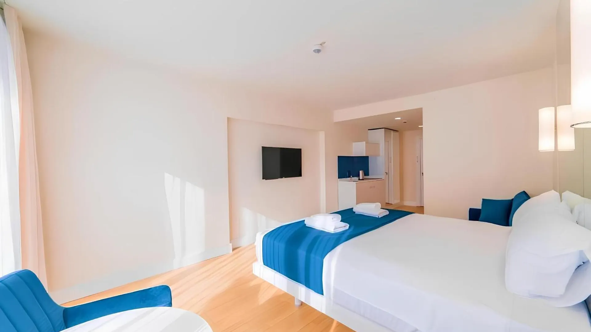 Orbi City Center Sea View Hotel Batumi