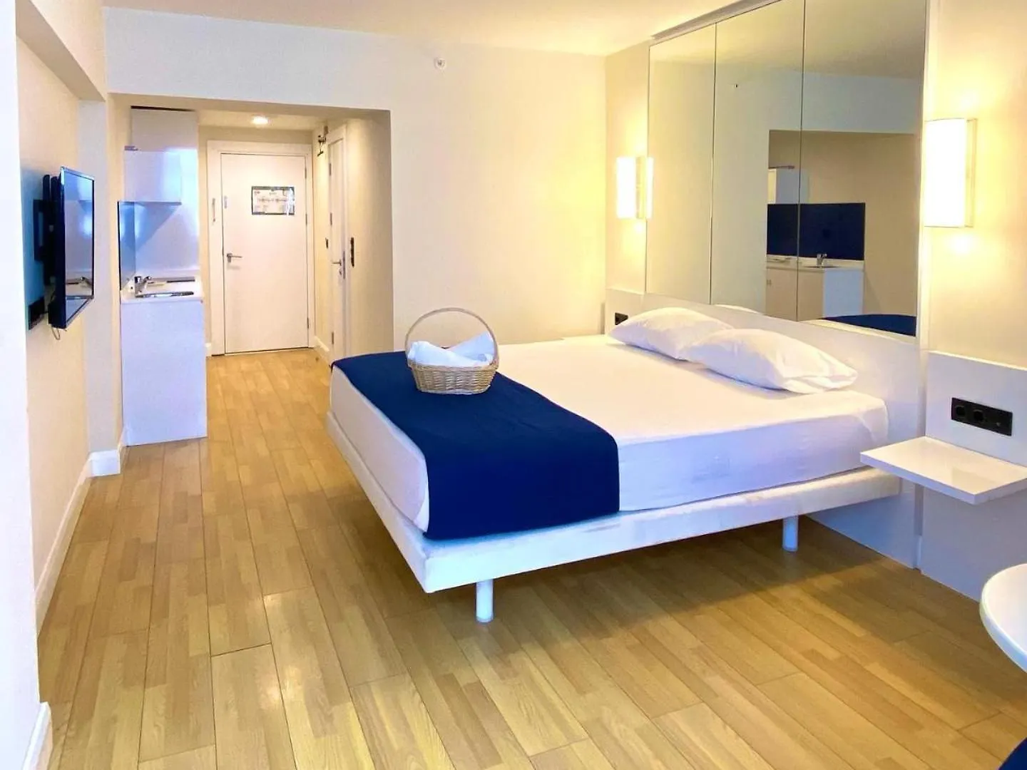 Orbi City Center Sea View Hotel Batumi